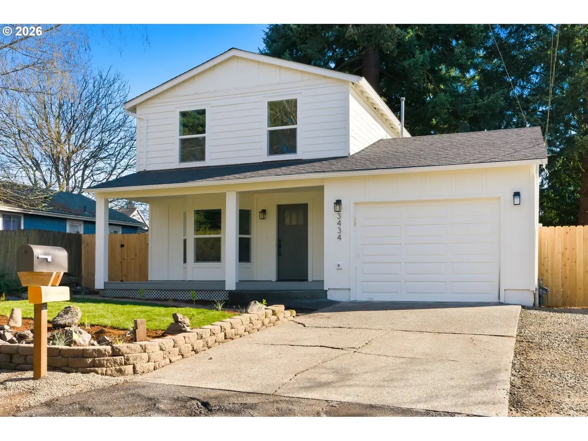 3434 SE Rockwood St, Milwaukie, OR 97222 - #1