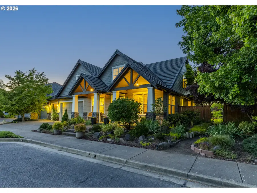 2299 Avengale Dr, Eugene, OR 97408 - #3