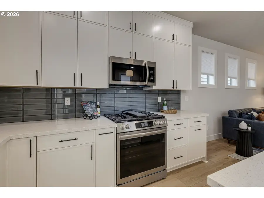 7921 SW 74th Ave, Portland, OR 97223 - #3