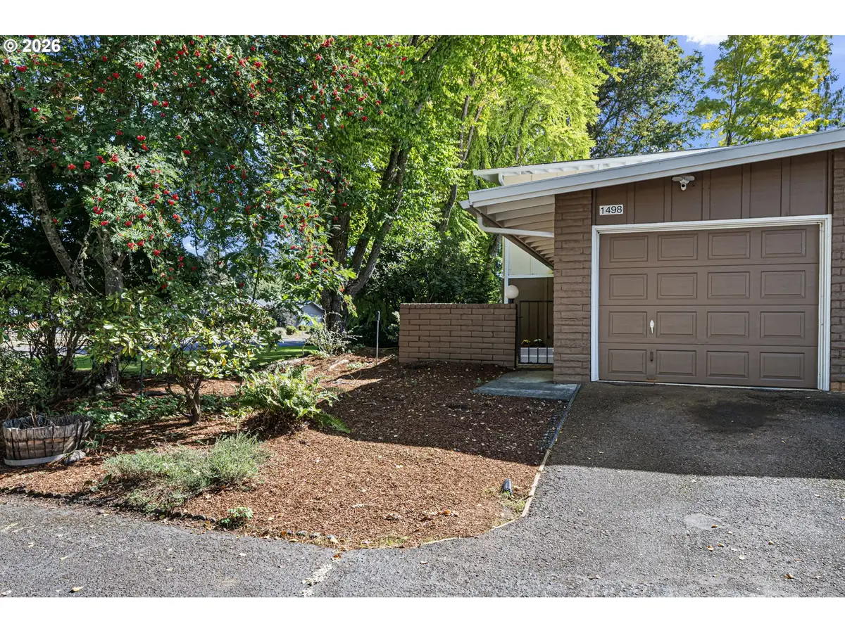 1498 Quaker St, Eugene, OR 97402 - #1