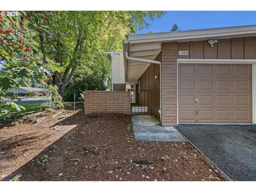 1498 Quaker St, Eugene, OR 97402 - #2