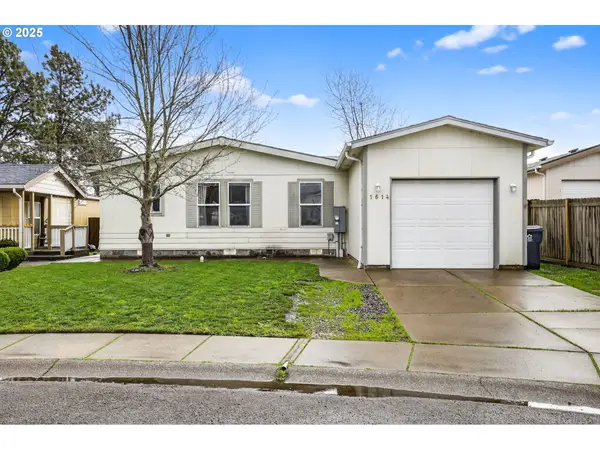 1614 Granite St, Woodburn, OR 97071