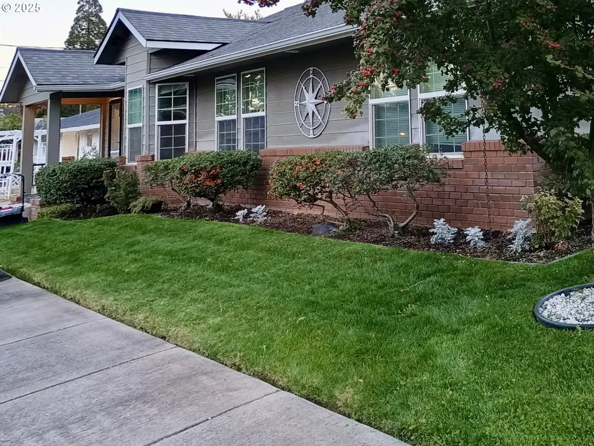 625 S Elizabeth St, Milton Freewater, OR 97862 - Image #1