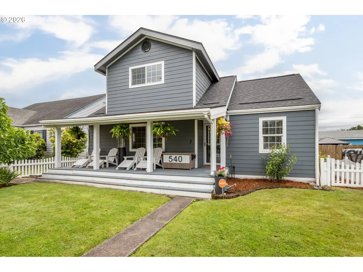 540 22nd Ave, Longview, WA 98632 - #1