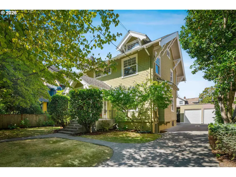 2415 NE 15th Ave, Portland, OR 97212 - #2