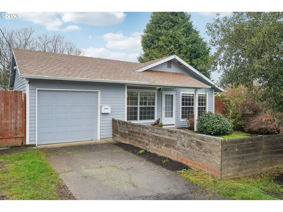 4555 NE 76th Ave, Portland, OR 97218 - Image #1