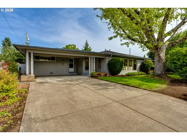 727 Elm Dr, Eugene, OR 97404