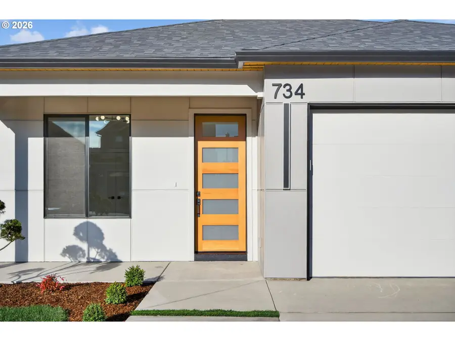 734 SE 35th St, Battle Ground, WA 98604 - #2