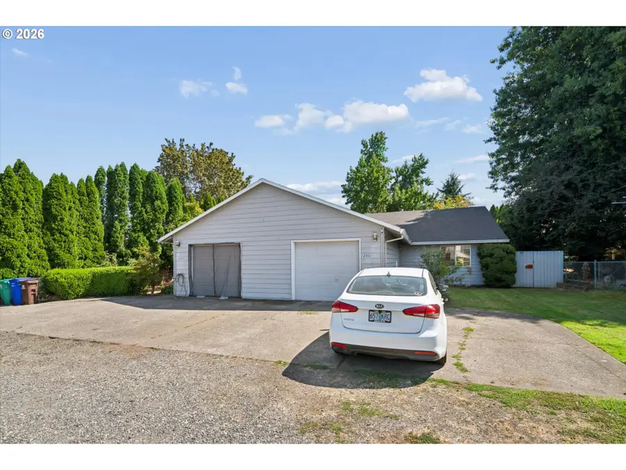 240 SE Kane Dr, Gresham, OR 97080 - #2