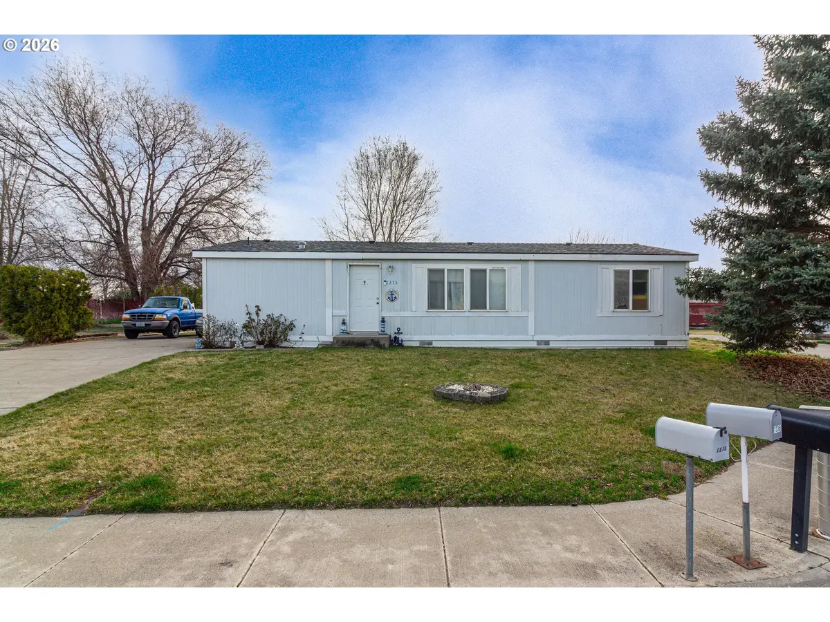 1375 SW 15th St, Hermiston, OR 97838 - #1