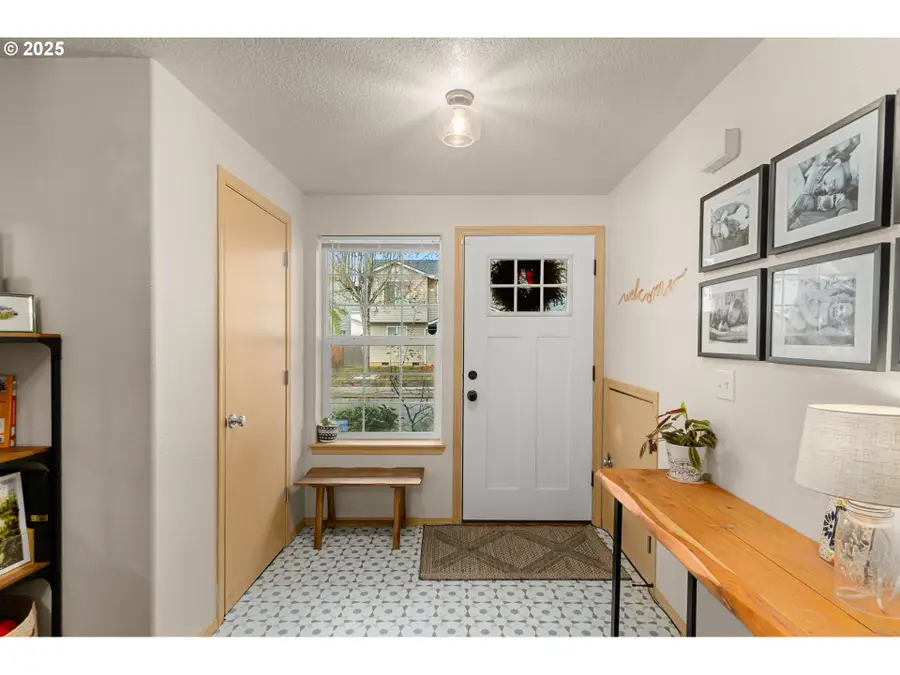 1105 W 30th St, Vancouver, WA 98660 - #3