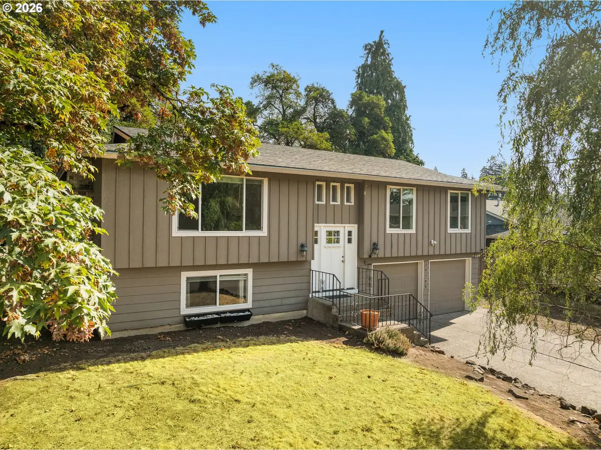 18340 Chris Ct, Gladstone, OR 97027 - #1