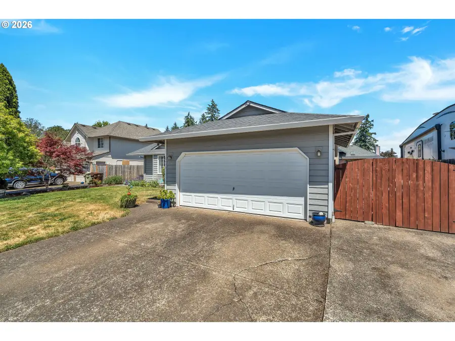 6433 SE Austin Ct, Hillsboro, OR 97123 - #2