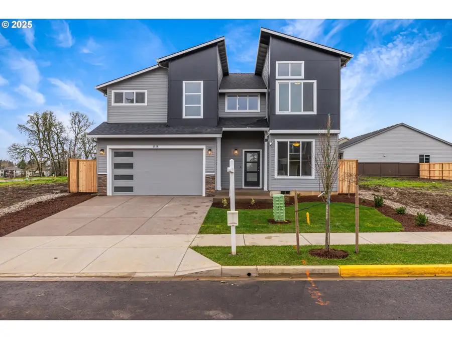 1518 NW Tracy St, McMinnville, OR 97128 - Image #2