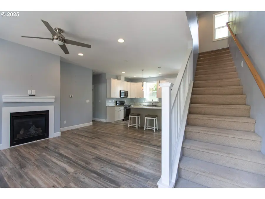 4650 NE Tide Ave, Lincoln City, OR 97367 - Image #2