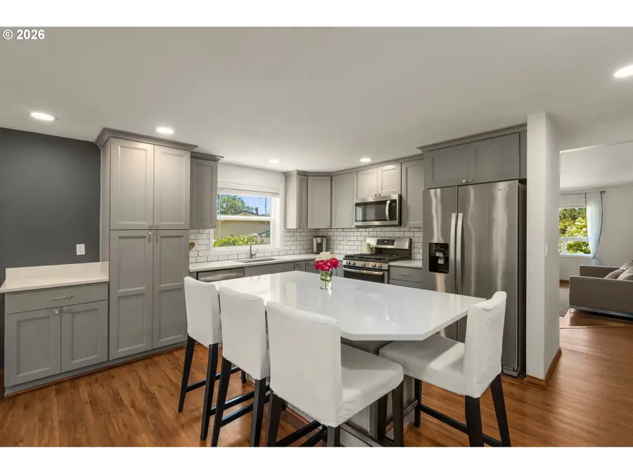 10366 SW Porter St, Portland, OR 97225 - #2