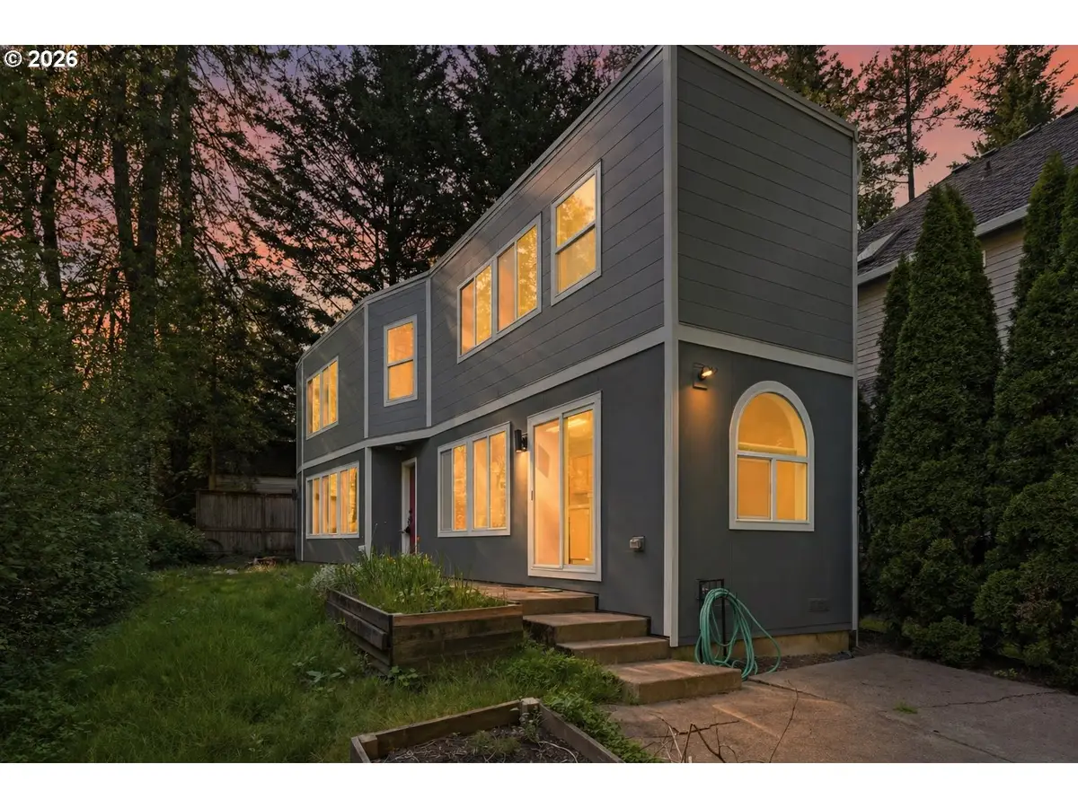 11015 SW 41st Ave, Portland, OR 97219 - #1