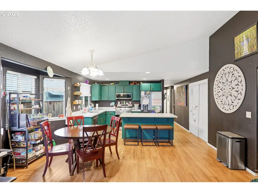 1439 SW 208th Ave, Beaverton, OR 97003 - Image #3