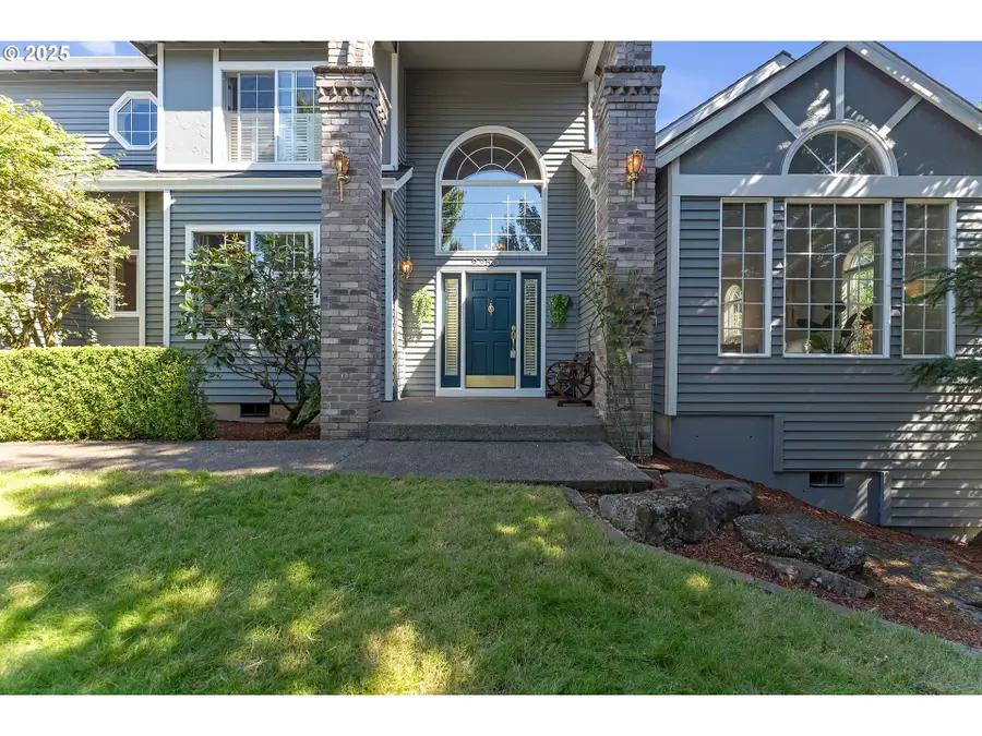 2250 River Heights Cir, West Linn, OR 97068 - Image #2