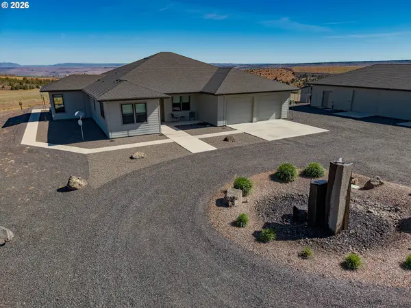 3854 NE Fern Ln, Madras, OR 97741