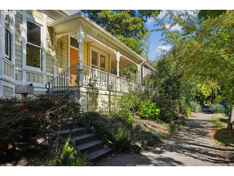 2534 SE 23rd Ave, Portland, OR 97202 - #2