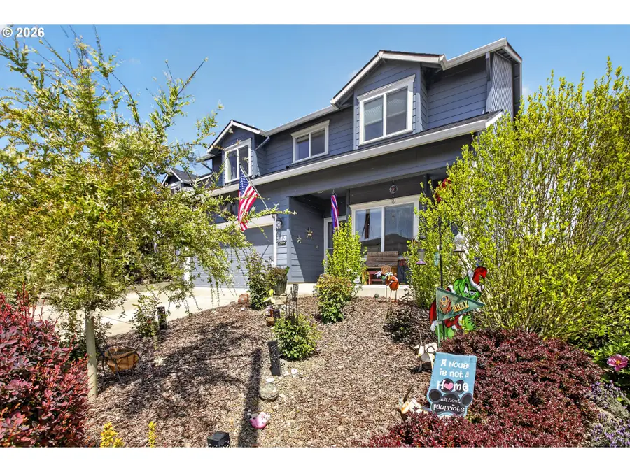 918 E 16th St, Lafayette, OR 97127 - #3