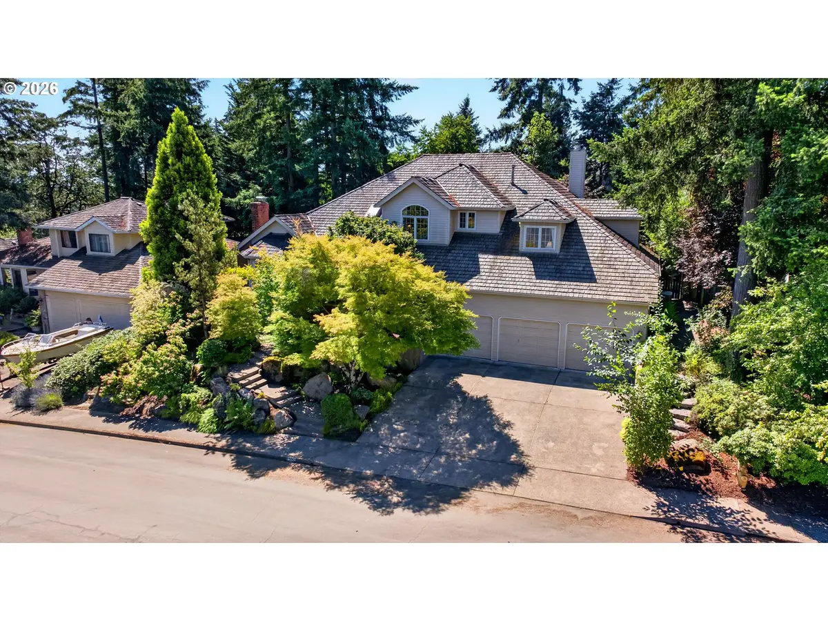 1334 Troon Dr, Northwest Clackamas, OR 97068 - #1