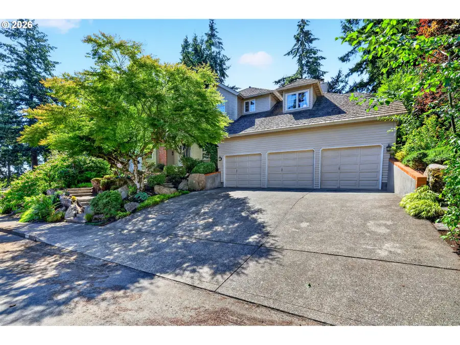 1334 Troon Dr, Northwest Clackamas, OR 97068 - #3