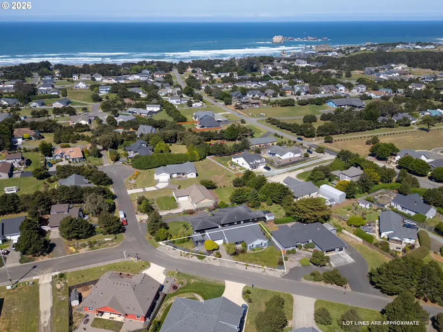 3220 Natalie Way, Bandon, OR 97411 - #2