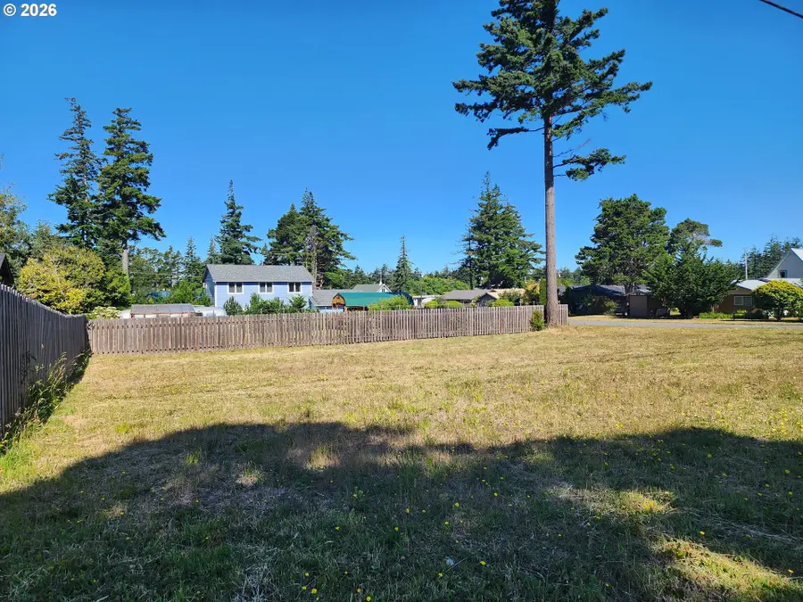 Twentieth St, Port Orford, OR 97465 - #3