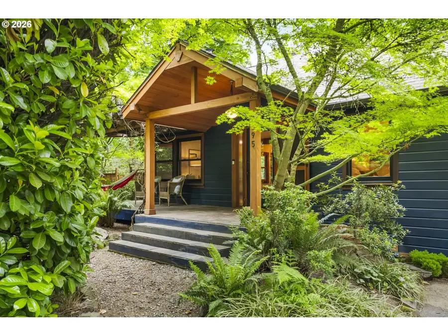 2595 SW 87th Ave, Portland, OR 97225 - #2