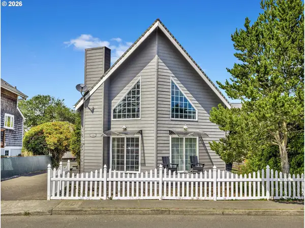 326 Avenue G, Seaside, OR 97138