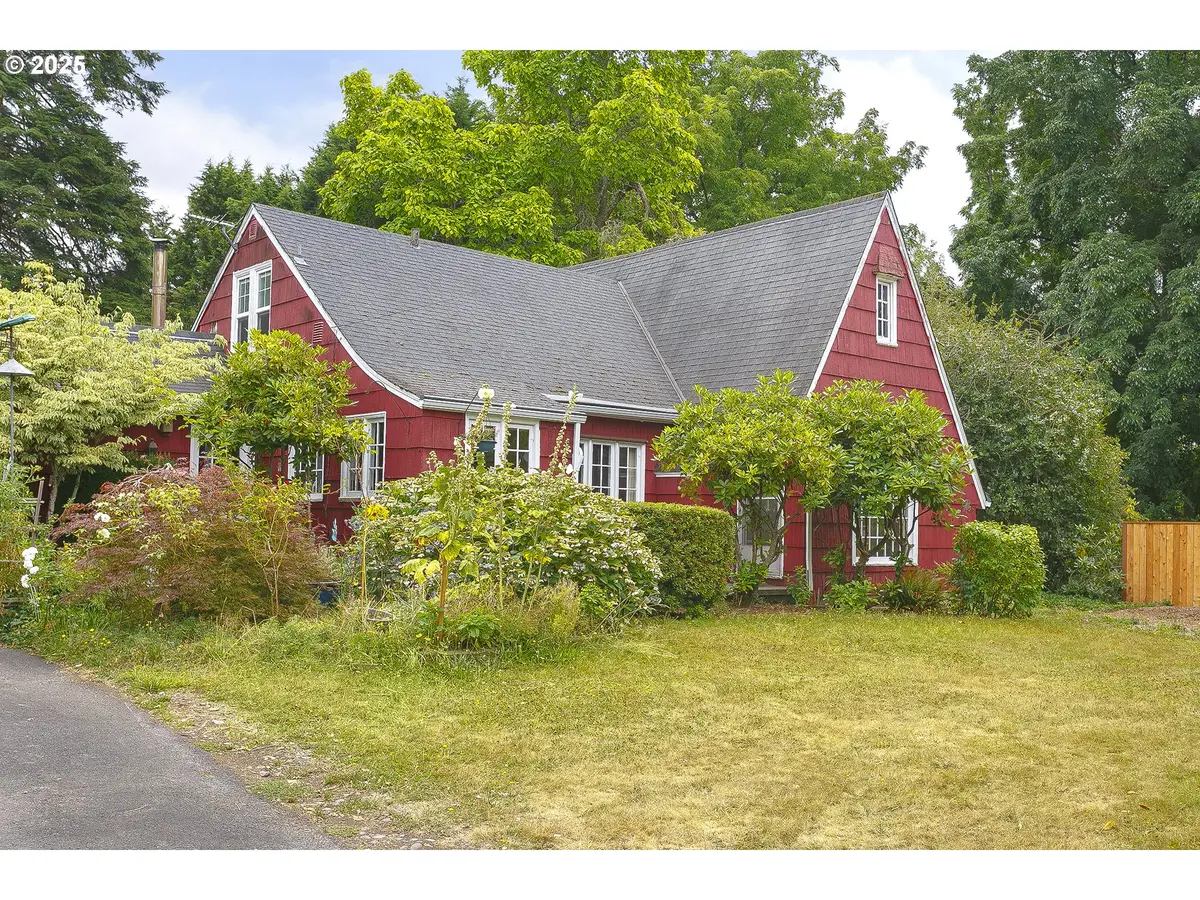 3300 SW Ridgewood Ave, Raleigh Hills, OR 97225 - Image #1