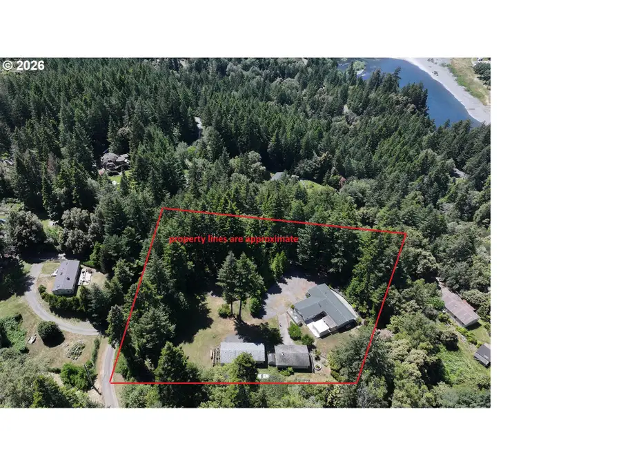 97241 Homestead Way, Gold Beach, OR 97444 - #3