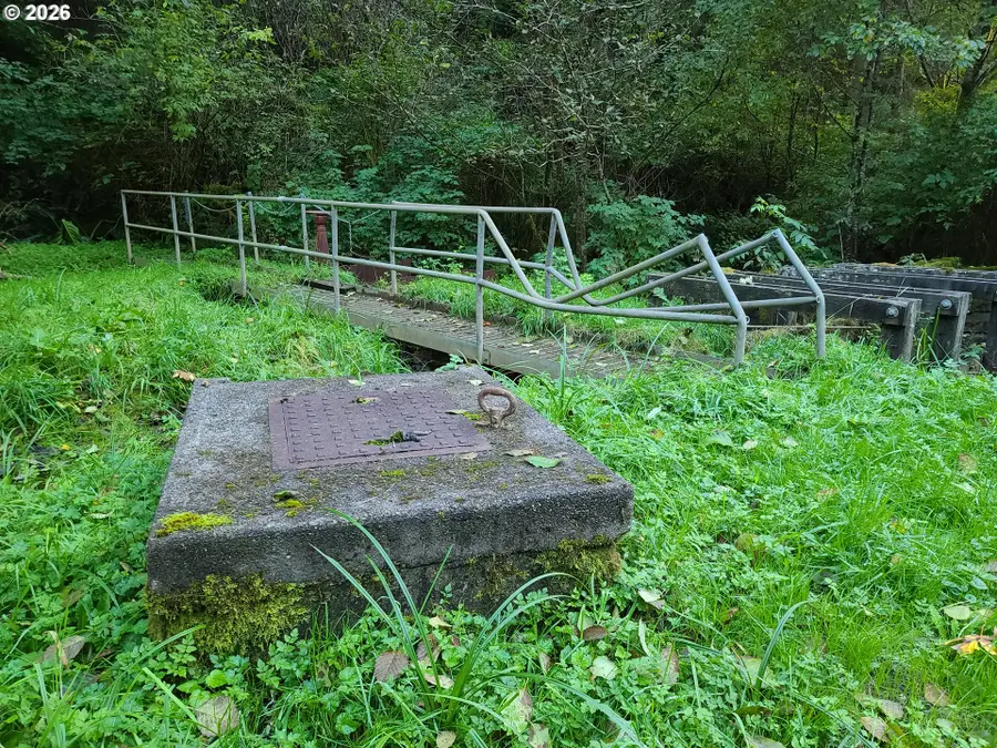 0 #1, North Bayside, OR 97459 - #2