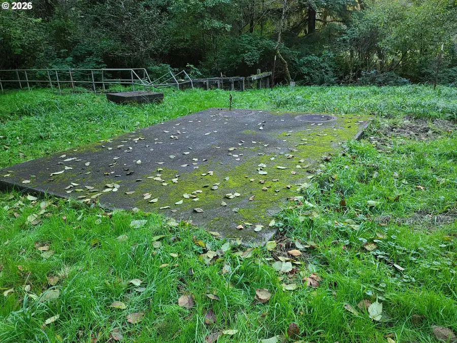 0 #1, North Bayside, OR 97459 - #3