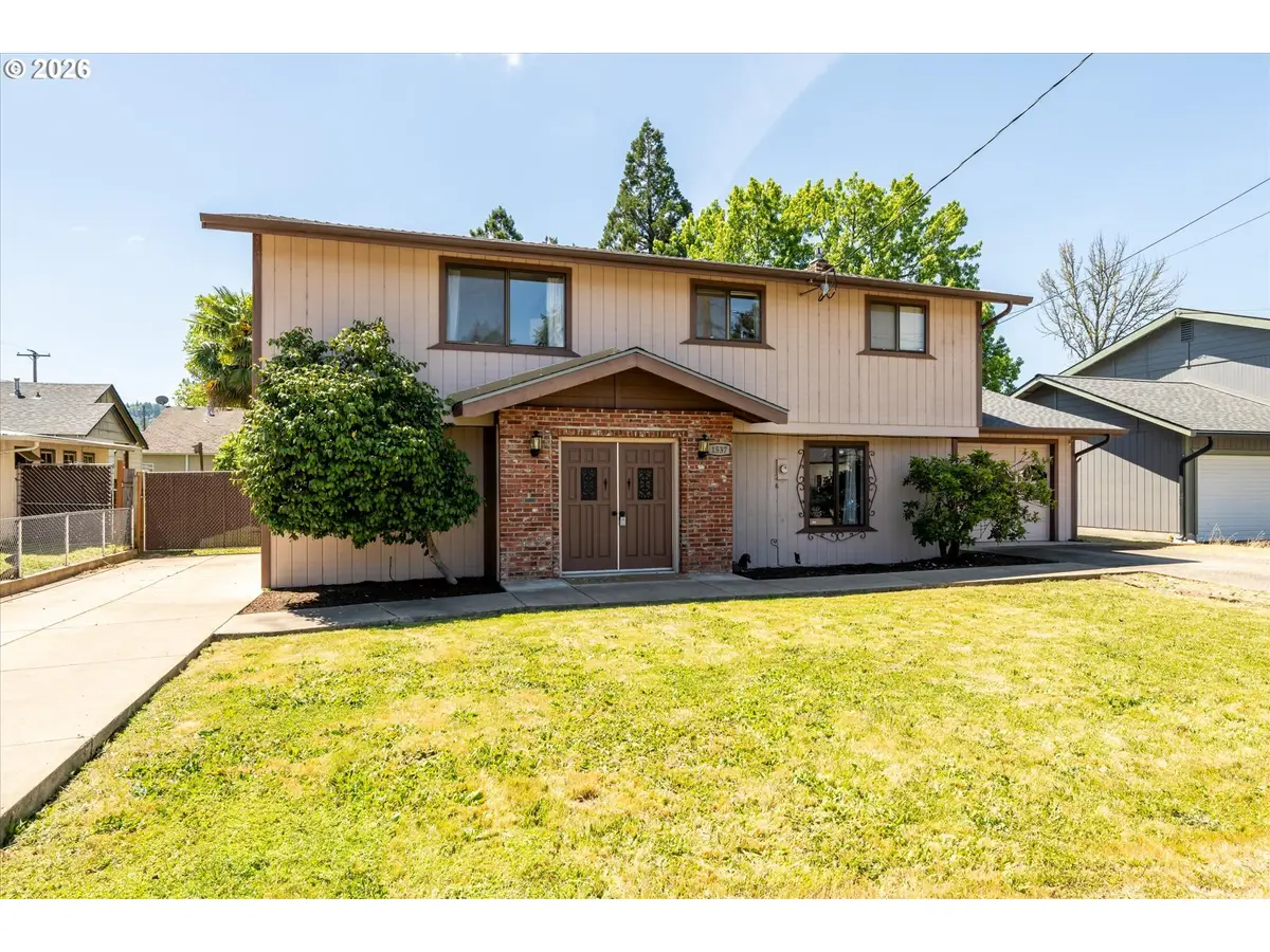 1537 NW Rachel Ave, Roseburg, OR 97471 - #1