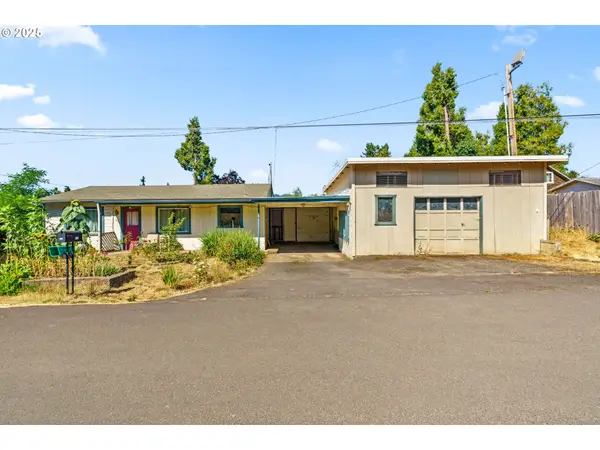 1623 S 11th St, CottageGrove, OR 97424