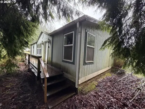 61528 Edwards Mill Rd, CoosBay, OR 97420