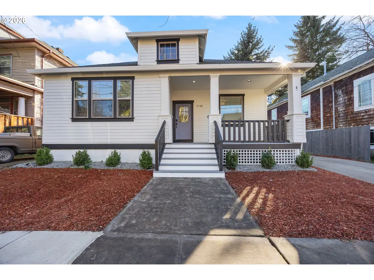 216 NE Tillamook St #A, Portland, OR 97212 - #1