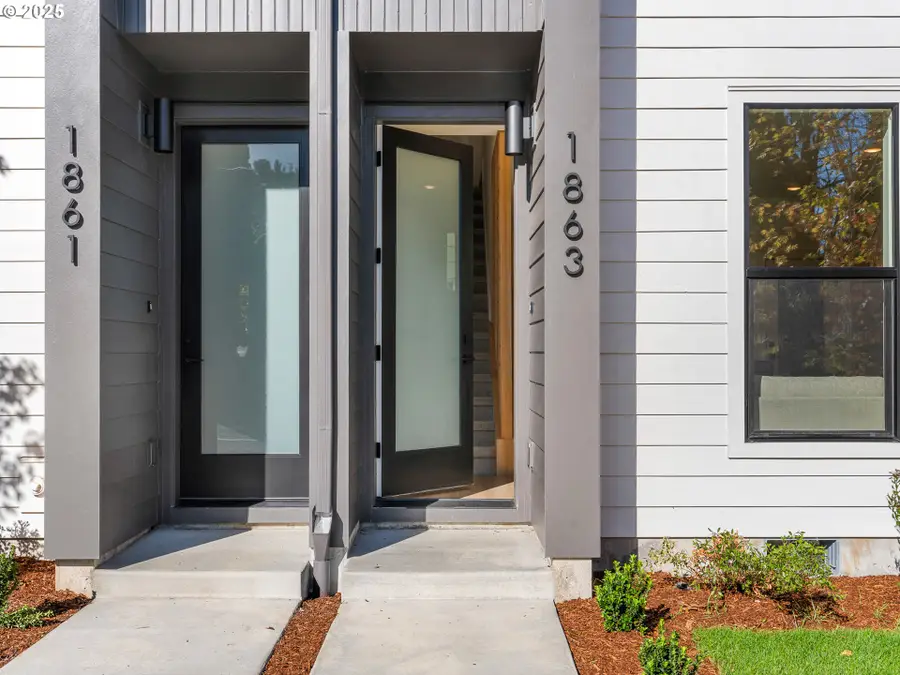 1873 SE Tacoma St, Portland, OR 97202 - Image #2