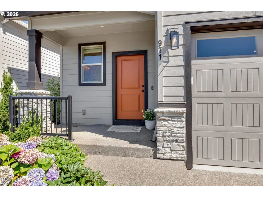 971 NE Wildwood Dr, Estacada, OR 97023 - #2