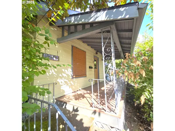 8227 N Woolsey Ave, Portland, OR 97203