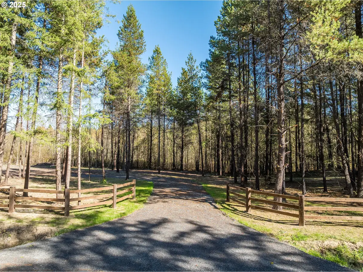 142 Nicholson Rd, Toledo, WA 98591 - Image #1