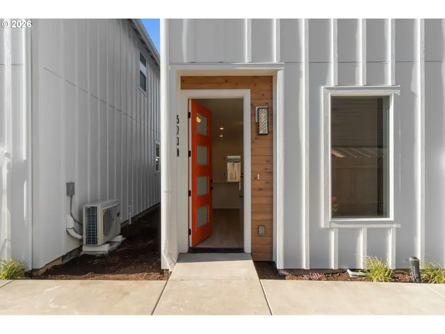 5230 SE Knapp, Portland, OR 97206 - Image #2