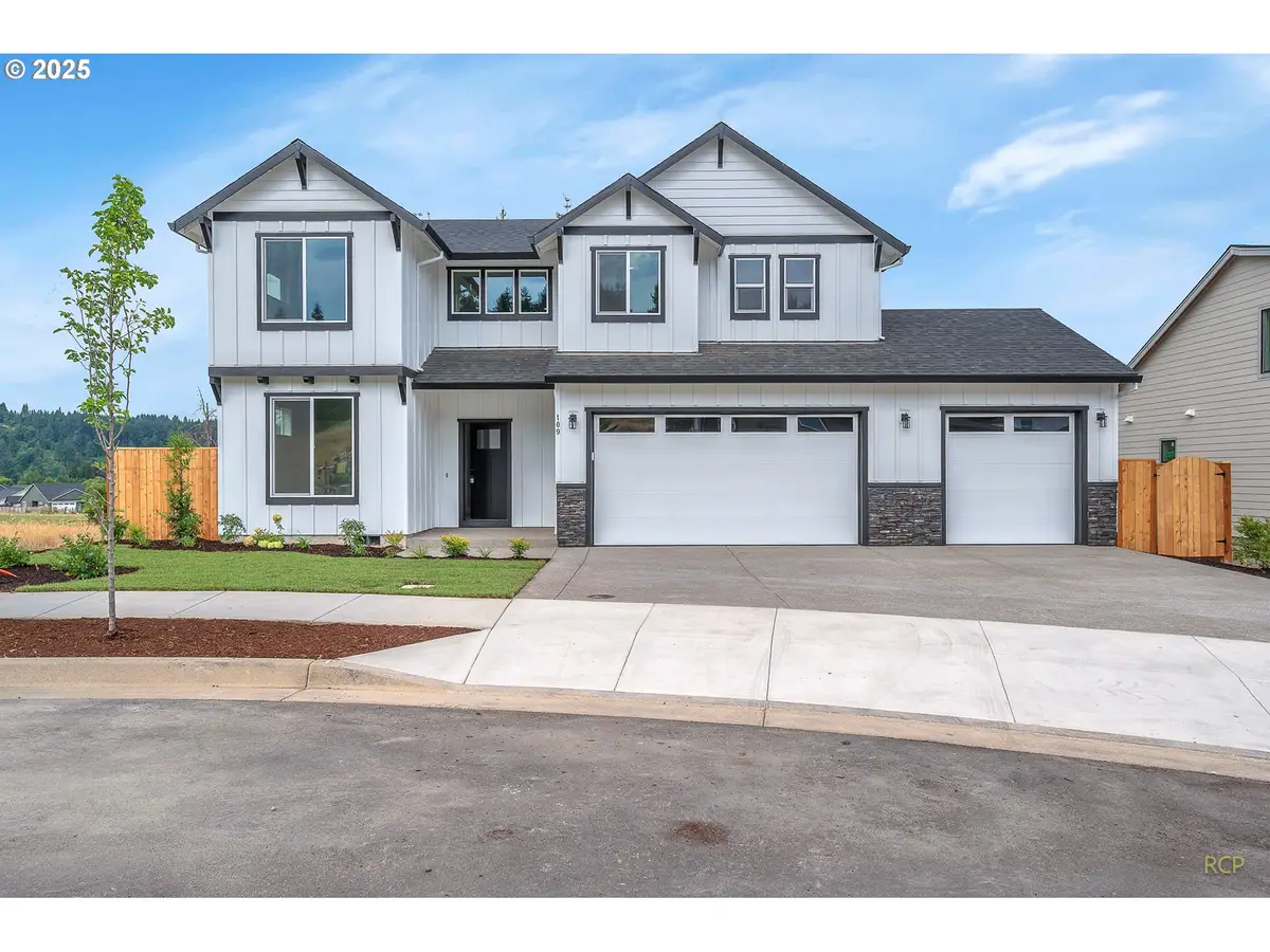 109 Wild Duck, Silverton, OR 97381 - Image #1