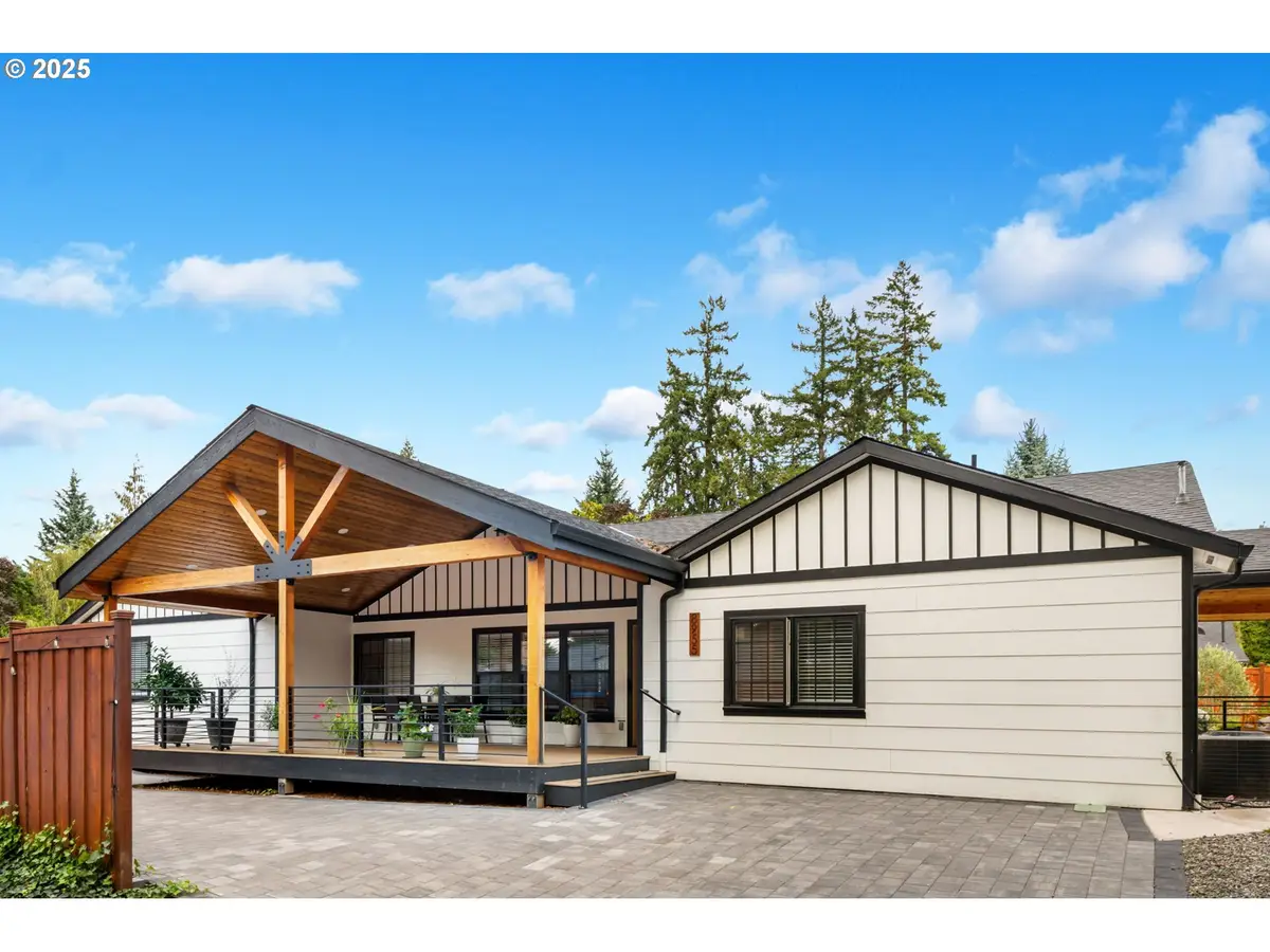 8955 SW Club Meadow Ln, West Slope, OR 97225 - Image #1