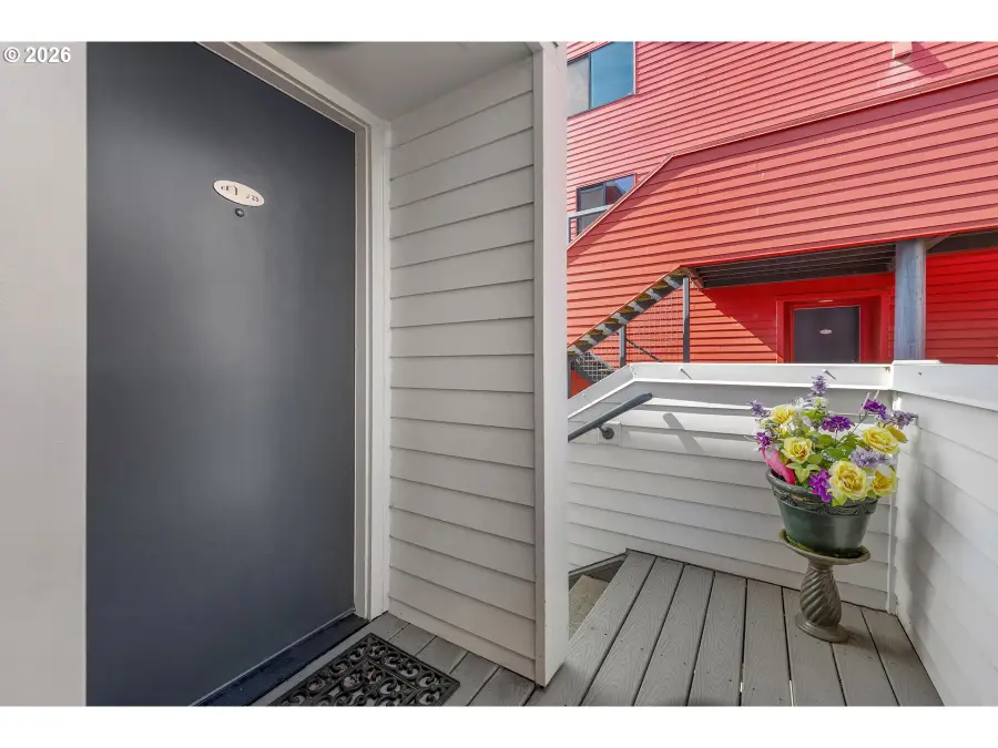 920 NW Naito Pkwy #J25, Portland, OR 97209 - #2