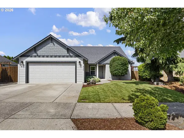 495 Lavender St, Silverton, OR 97381
