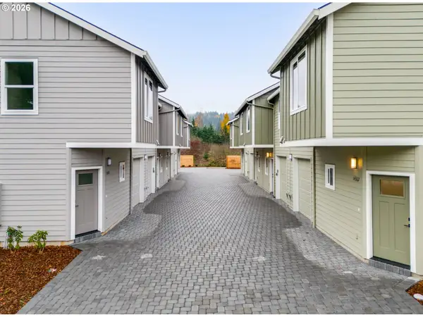 14370 SE Knight St, Portland, OR 97236